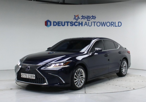 Lexus ES300h 7th generation