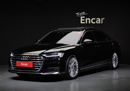 Audi A8 (D5)
