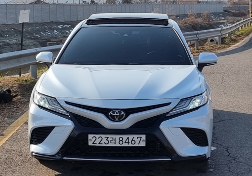 Toyota Camry (XV70)