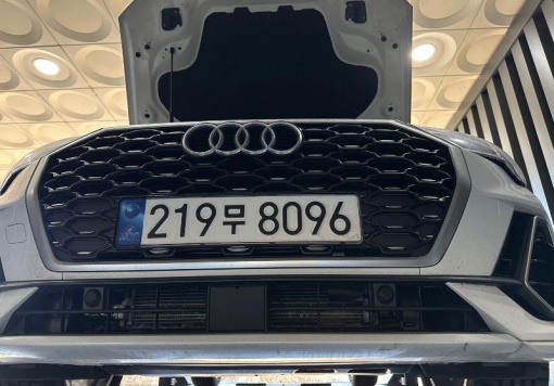 Audi Q3 (F3)