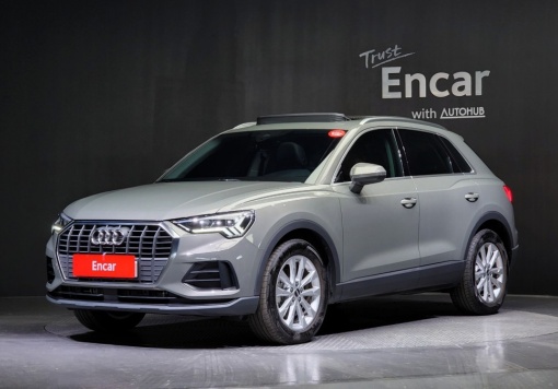 Audi Q3 (F3)