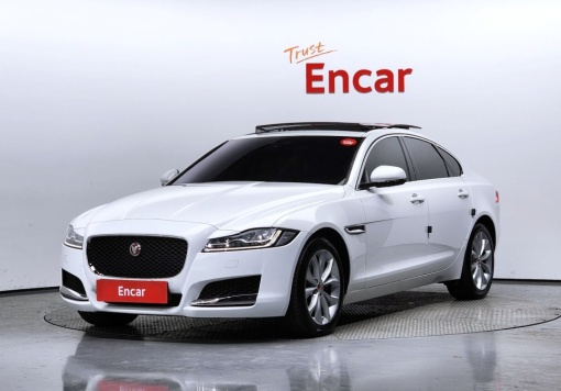 Jaguar XF (X260)