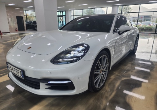 Porsche Panamera (971)