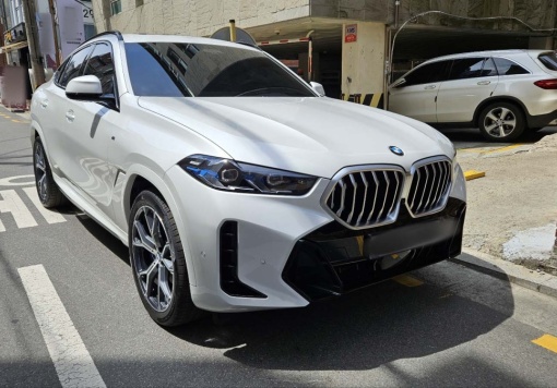 BMW X6 (G06)