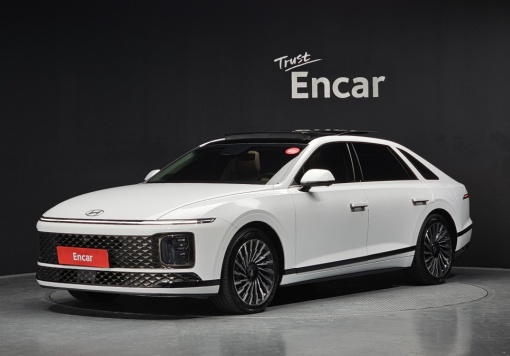Hyundai Grandeur Hybrid (GN7)