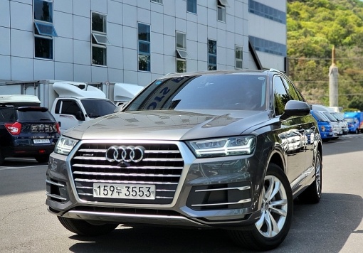 Audi Q7 (4M)