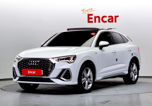 Audi Q3 (F3)