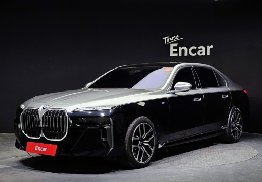BMW 7 Series (G70)