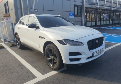 Jaguar F-PACE