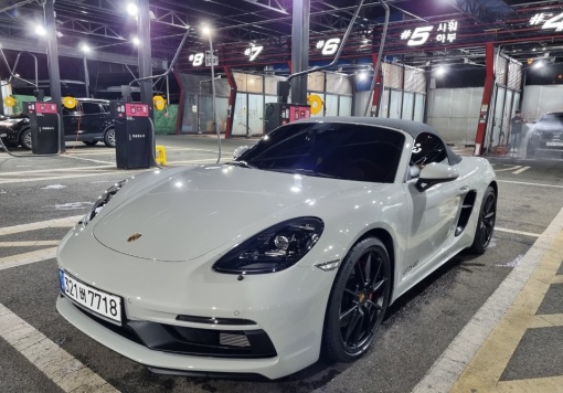 Porsche 718 boxster