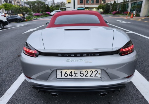 Porsche 718 boxster