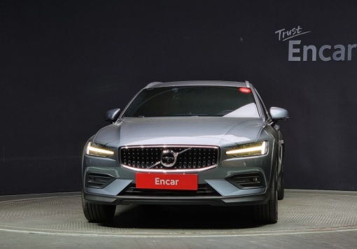 Volvo V60 Cross Country 2nd Generation