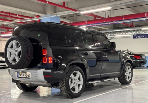 Land rover Defender (L663)