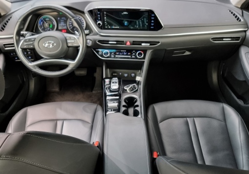 Hyundai Sonata Hybrid (DN8)
