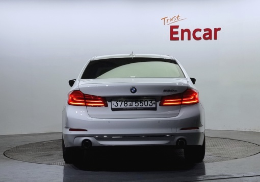 BMW 5 series (G30)