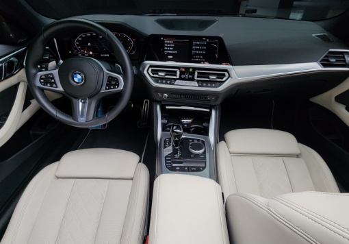 BMW 4 series (G22)