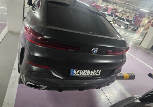 BMW X6 (G06)