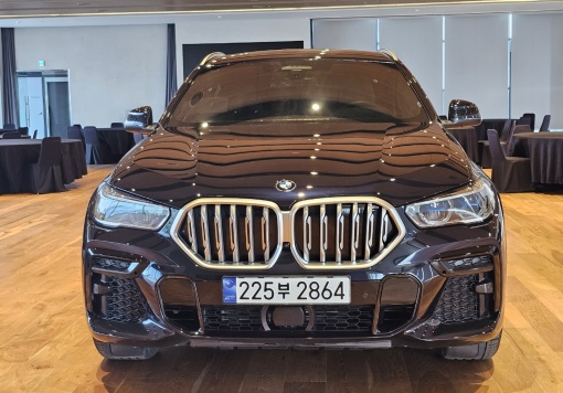 BMW X6 (G06)