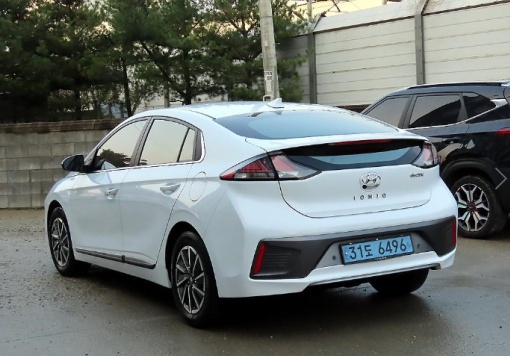 Hyundai The new Ioniq electric