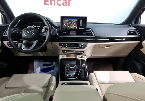 Audi Q5 (FY)
