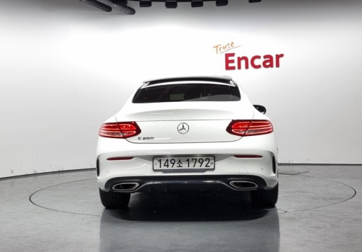 Mercedes-Benz C-Class W205