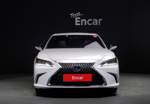 Lexus ES300h 7th generation