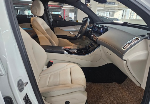 Mercedes-Benz EQC-N293