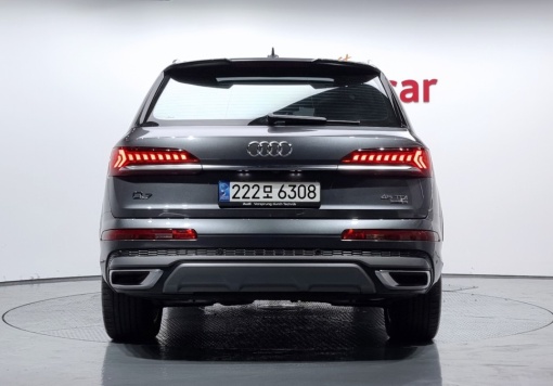 Audi Q7 (4M)