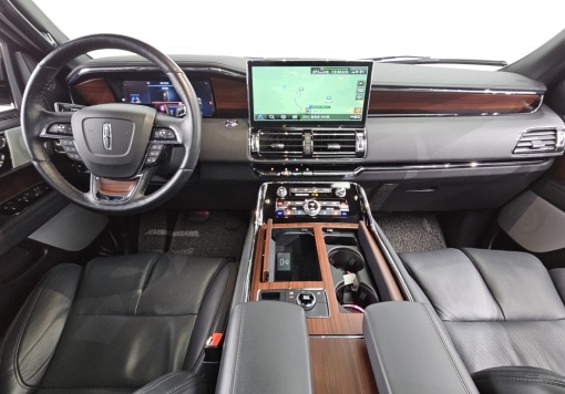 Lincoln Navigator 4th generation