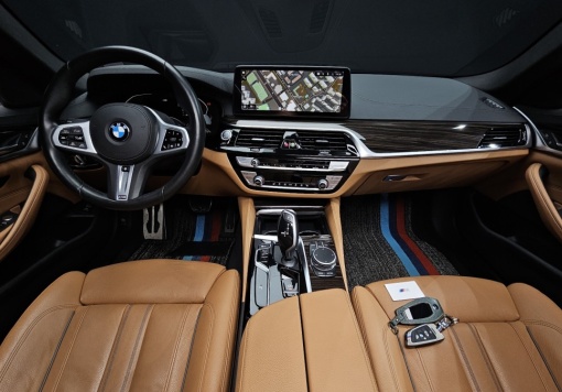 BMW 5 series (G30)
