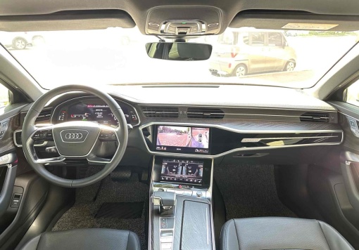 Audi A6 (C8)