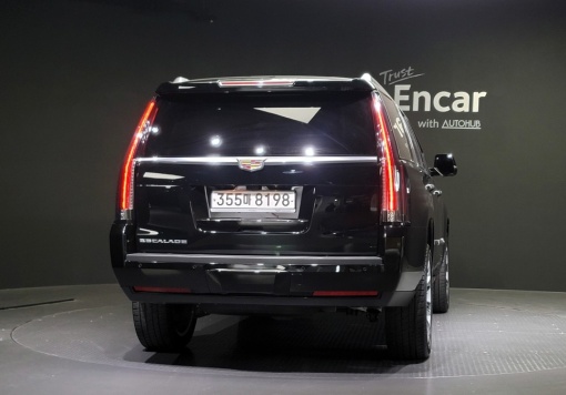 Cadillac escalade