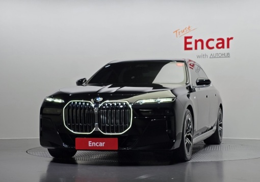 BMW 7 Series (G70)