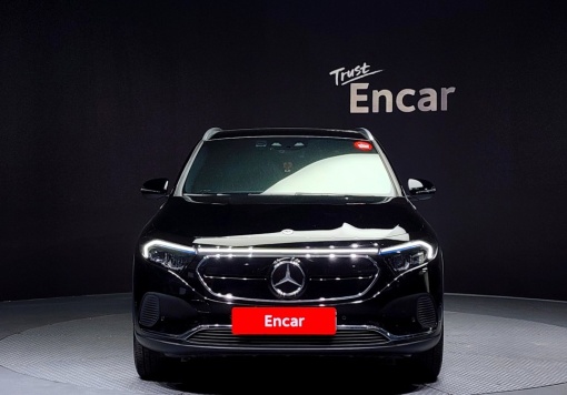 Mercedes-Benz EQA-H243