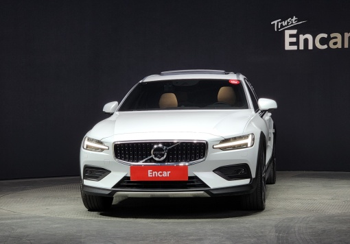 Volvo V60 Cross Country 2nd Generation