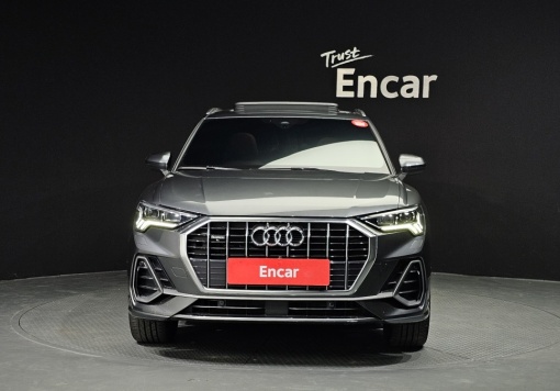 Audi Q3 (F3)