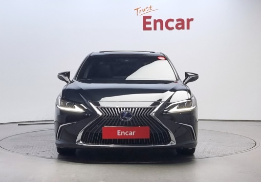 Lexus ES300h 7th generation