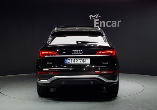 Audi Q5 (FY)