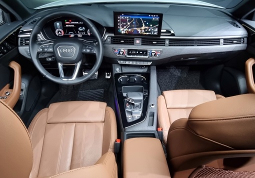 Audi A4 (B9)