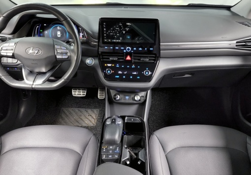 Hyundai The new Ioniq electric