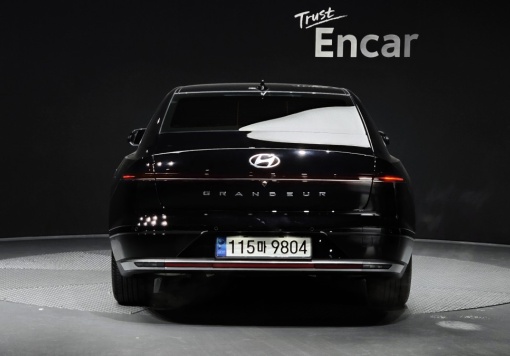 Hyundai Grandeur (GN7)
