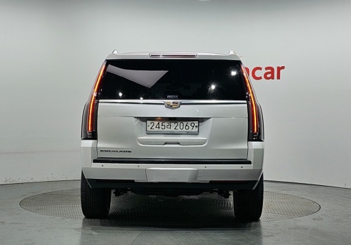 Cadillac escalade