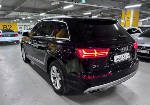 Audi Q7 (4M)