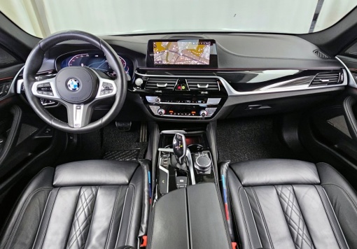 BMW 5 series (G30)