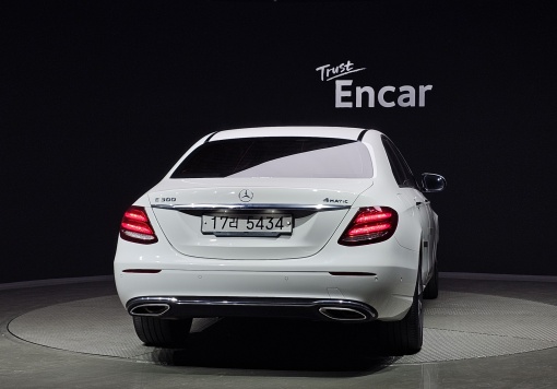 Mercedes-Benz E-Class W213