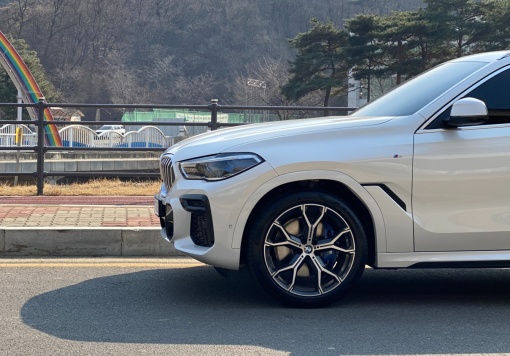 BMW X6 (G06)