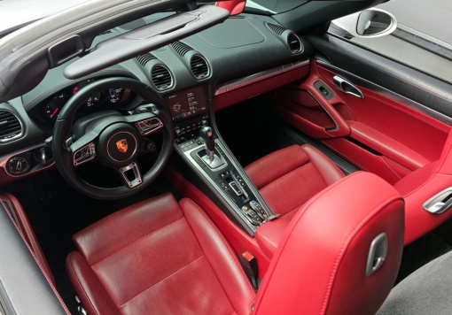 Porsche 718 boxster