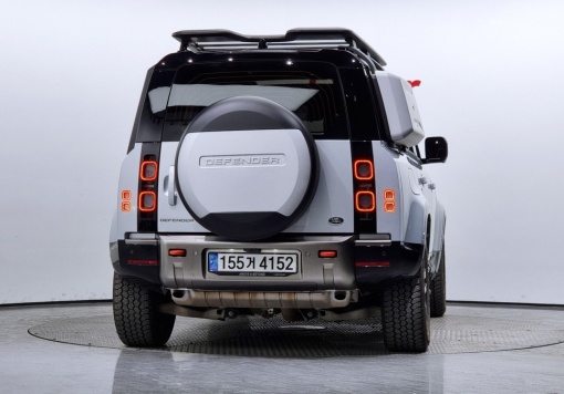 Land rover Defender (L663)