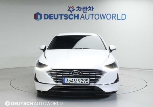 Hyundai Sonata Hybrid (DN8)