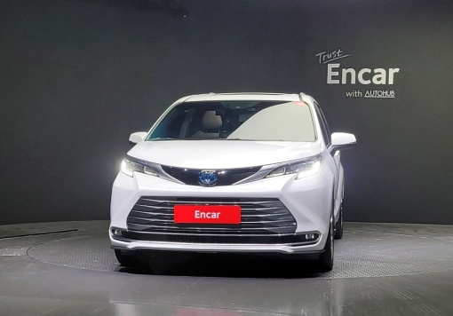 Toyota Sienna 4th generation